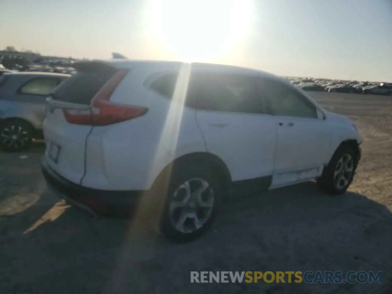 3 fotografías del automóvil dañado 7FARW1H50KE017482 HONDA CRV 2019