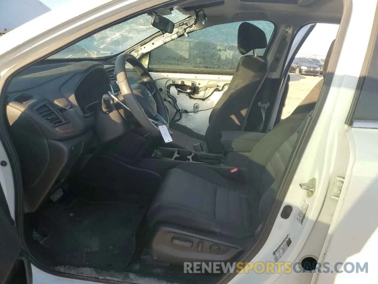 7 fotografías del automóvil dañado 7FARW1H50KE017482 HONDA CRV 2019