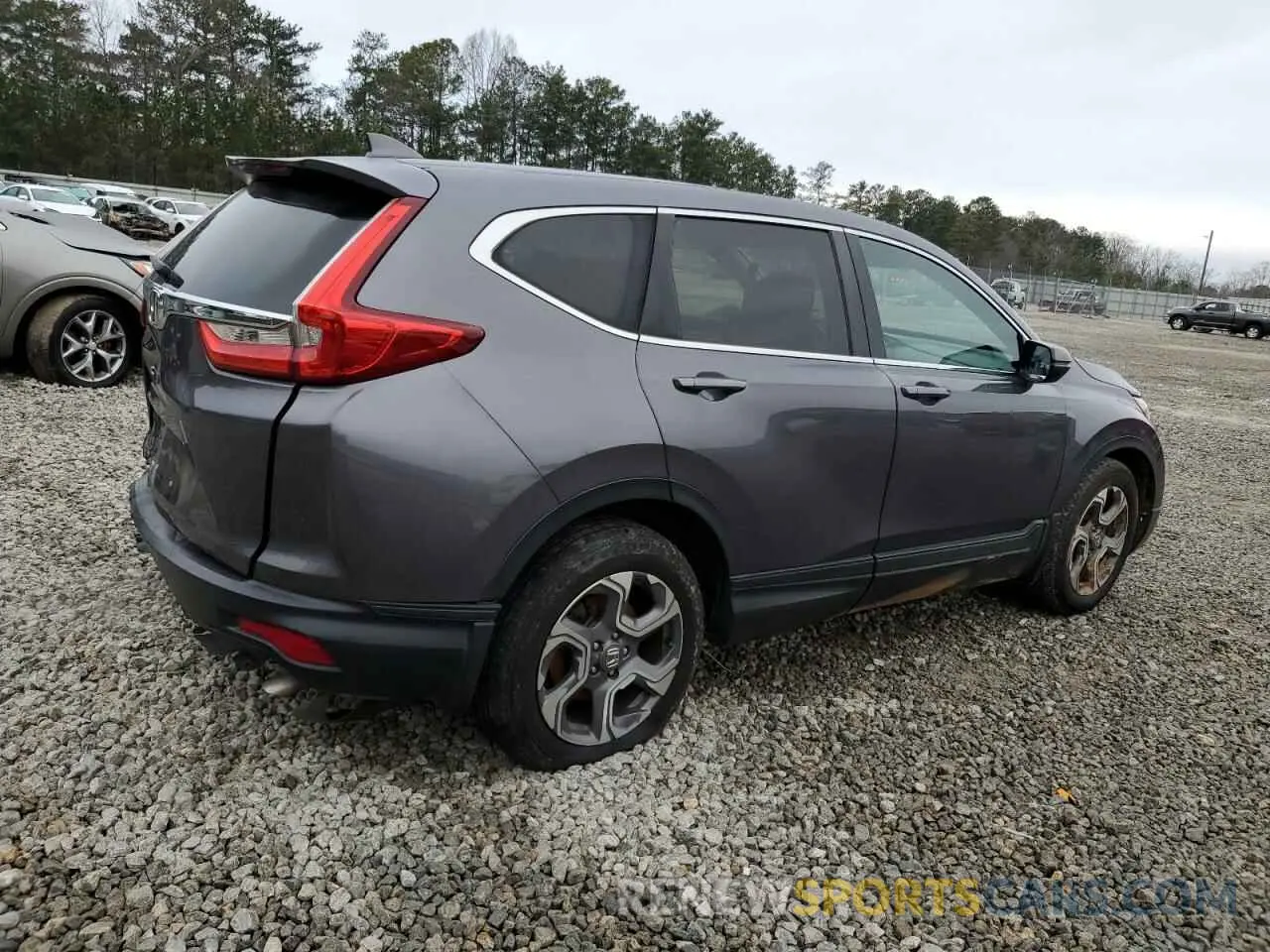 3 fotografías del automóvil dañado 7FARW1H50KE019796 HONDA CRV 2019
