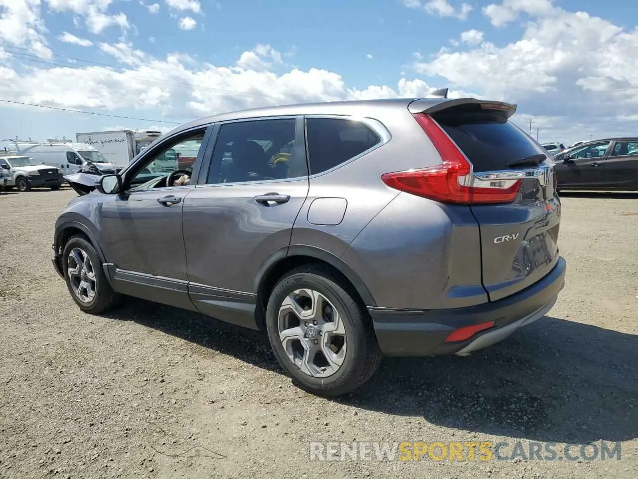 2 fotografías del automóvil dañado 7FARW1H55KE031376 HONDA CRV 2019