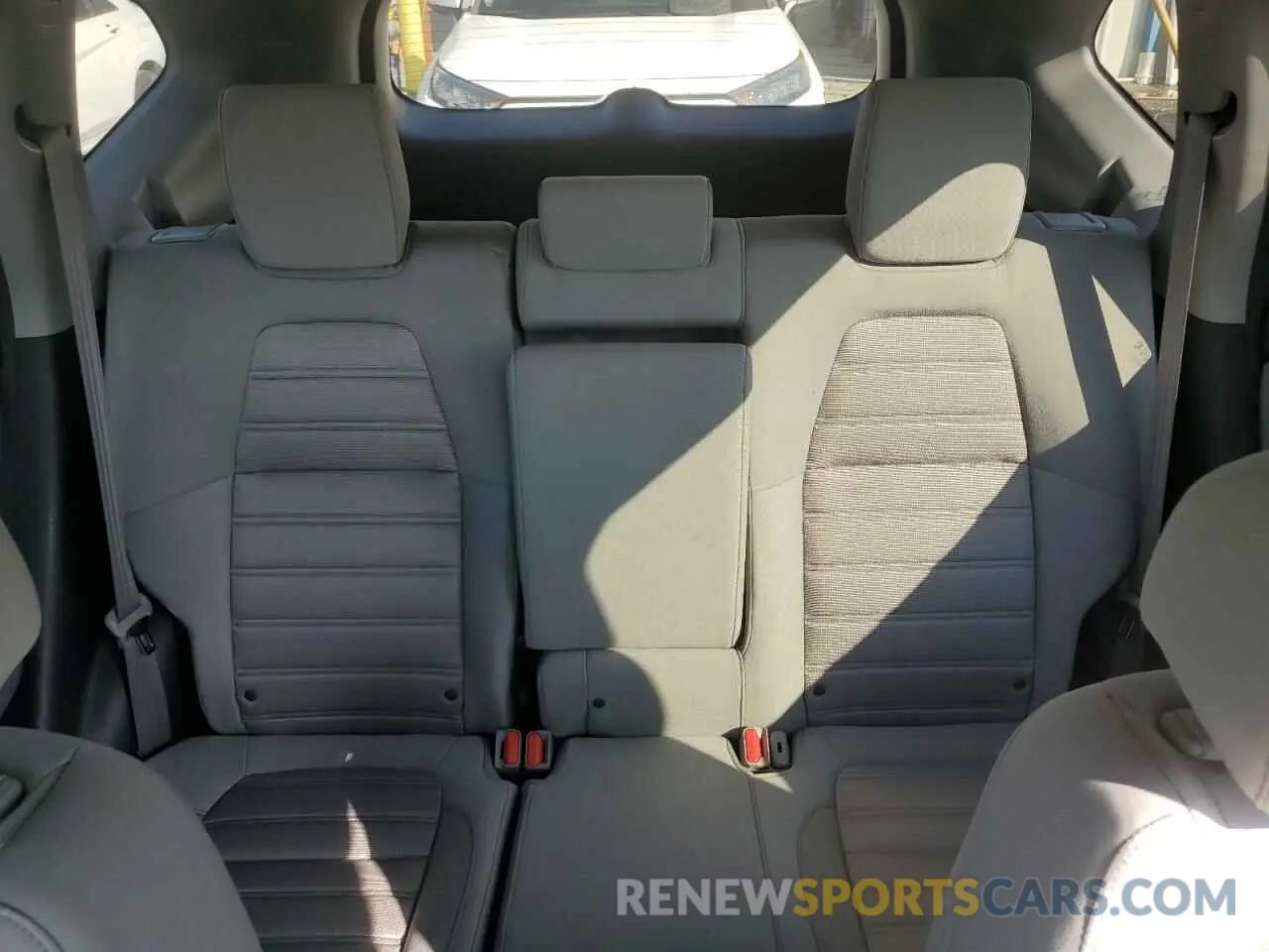 10 fotografías del automóvil dañado 7FARW1H56KE020564 HONDA CRV 2019