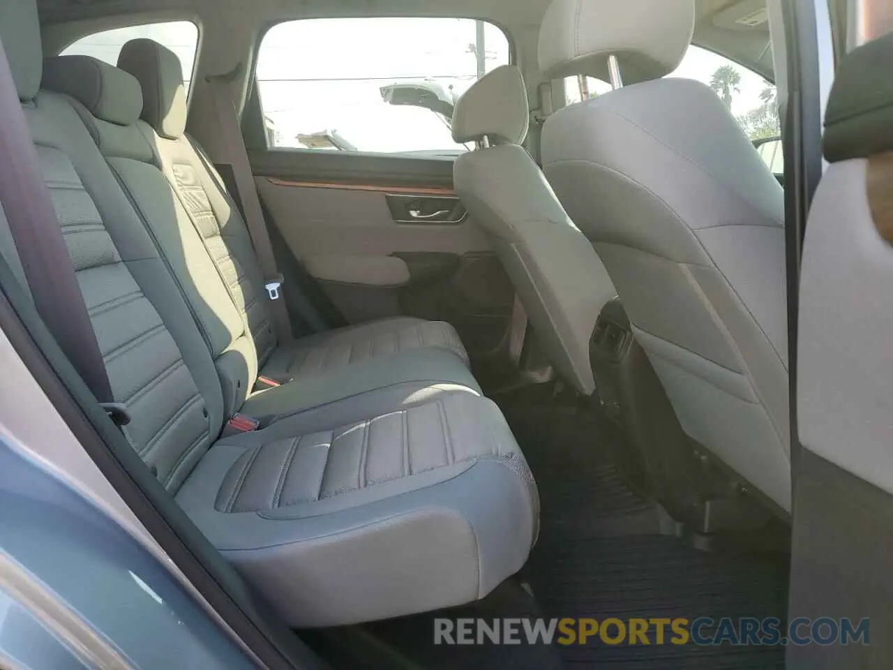 11 fotografías del automóvil dañado 7FARW1H56KE020564 HONDA CRV 2019