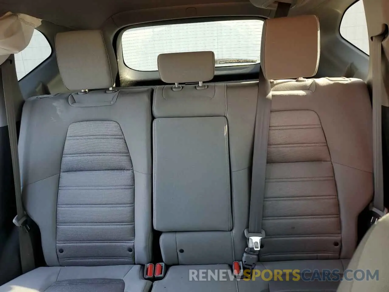 10 fotografías del automóvil dañado 7FARW1H57KE005121 HONDA CRV 2019