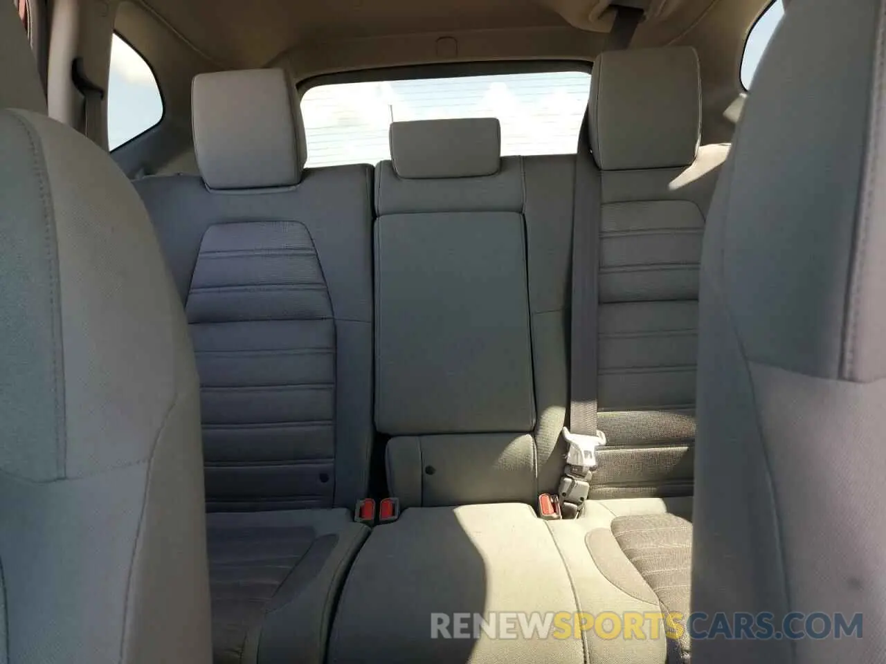 10 fotografías del automóvil dañado 7FARW1H58KE010764 HONDA CRV 2019
