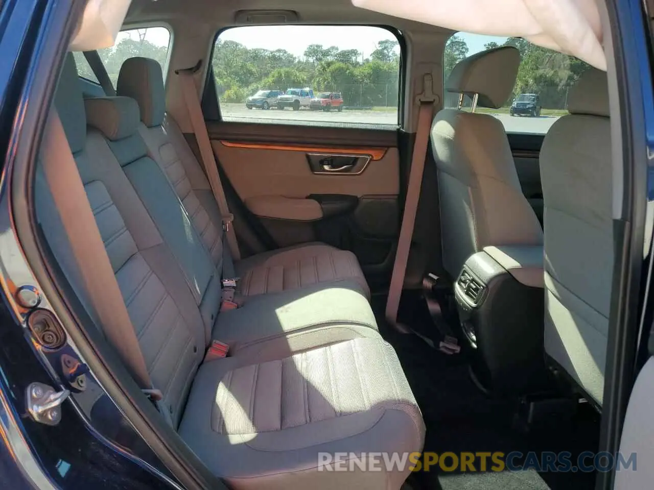 11 fotografías del automóvil dañado 7FARW1H59KE035138 HONDA CRV 2019