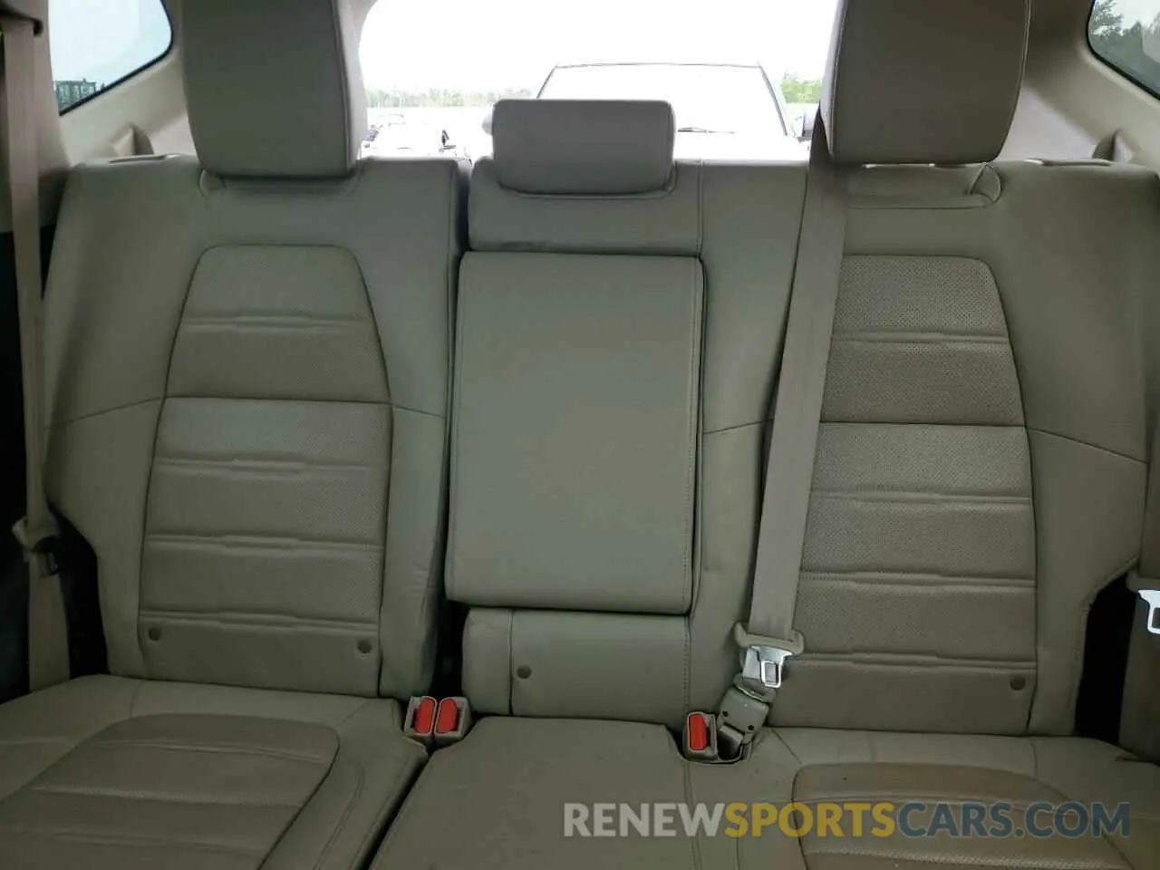 10 fotografías del automóvil dañado 7FARW1H85KE020209 HONDA CRV 2019