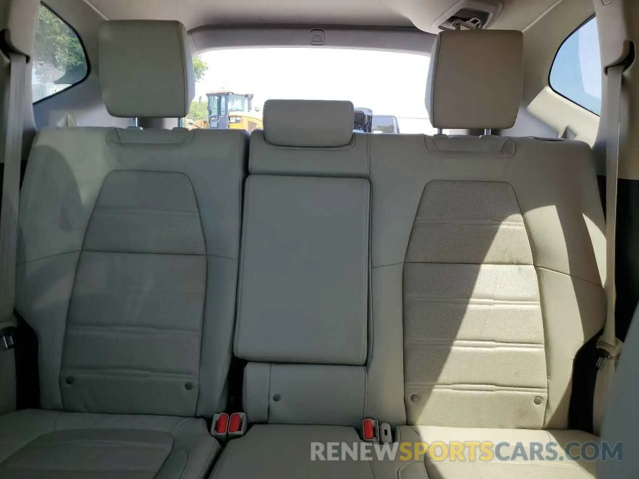 10 fotografías del automóvil dañado 7FARW1H94KE007945 HONDA CRV 2019