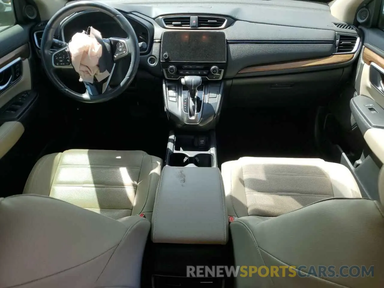8 fotografías del automóvil dañado 7FARW1H94KE007945 HONDA CRV 2019