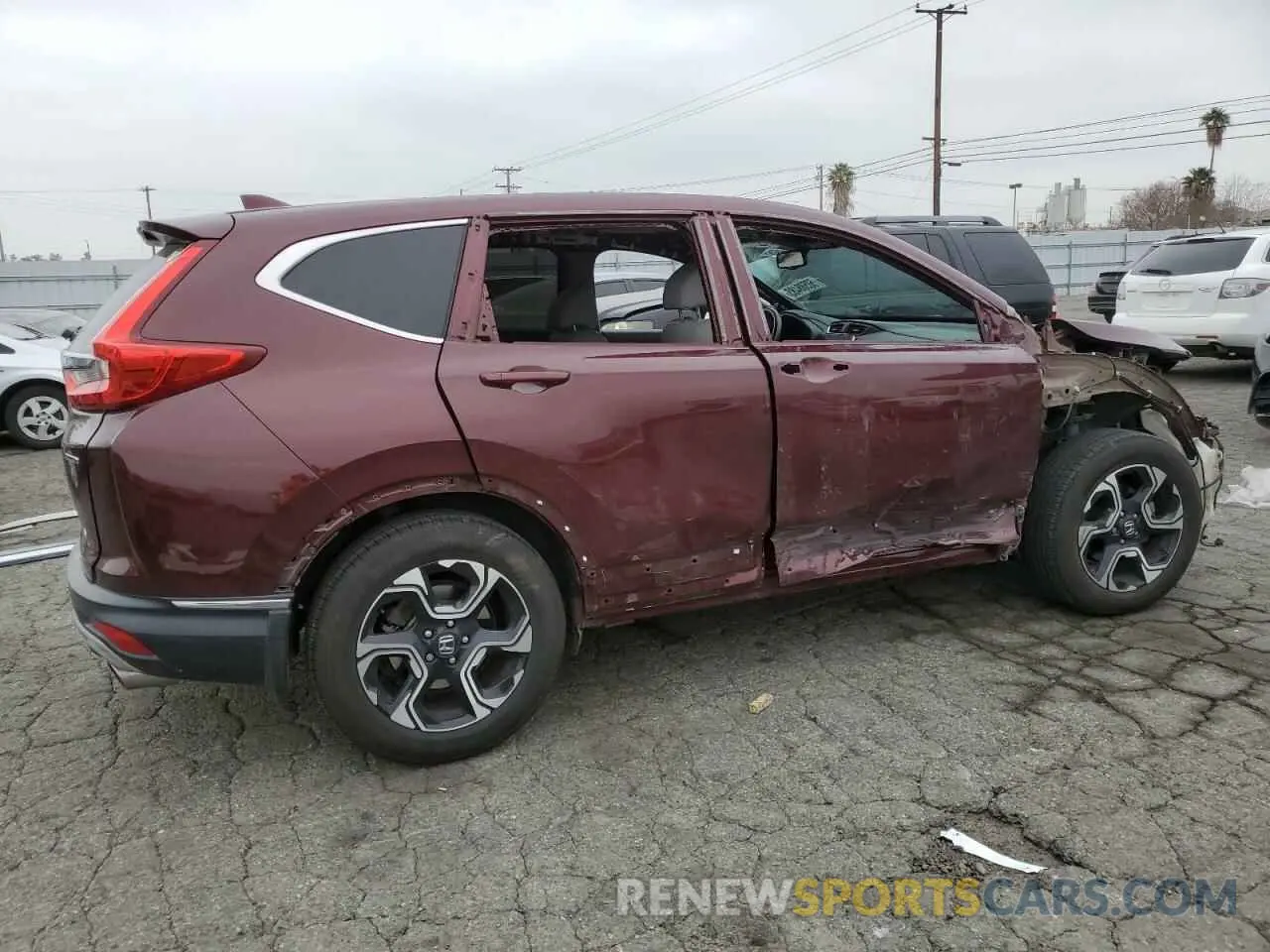 3 fotografías del automóvil dañado 7FARW1H9XKE014219 HONDA CRV 2019