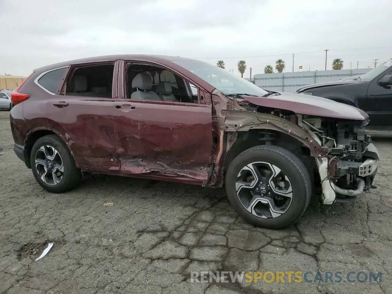4 fotografías del automóvil dañado 7FARW1H9XKE014219 HONDA CRV 2019