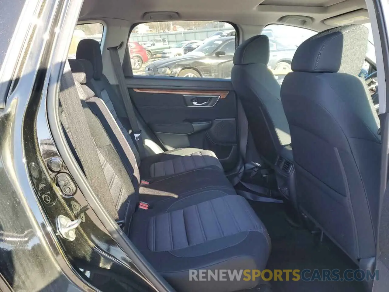 11 fotografías del automóvil dañado 7FARW2H52KE017280 HONDA CRV 2019