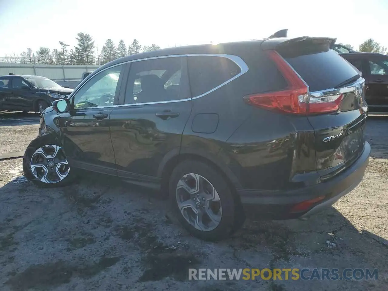 2 fotografías del automóvil dañado 7FARW2H52KE017280 HONDA CRV 2019
