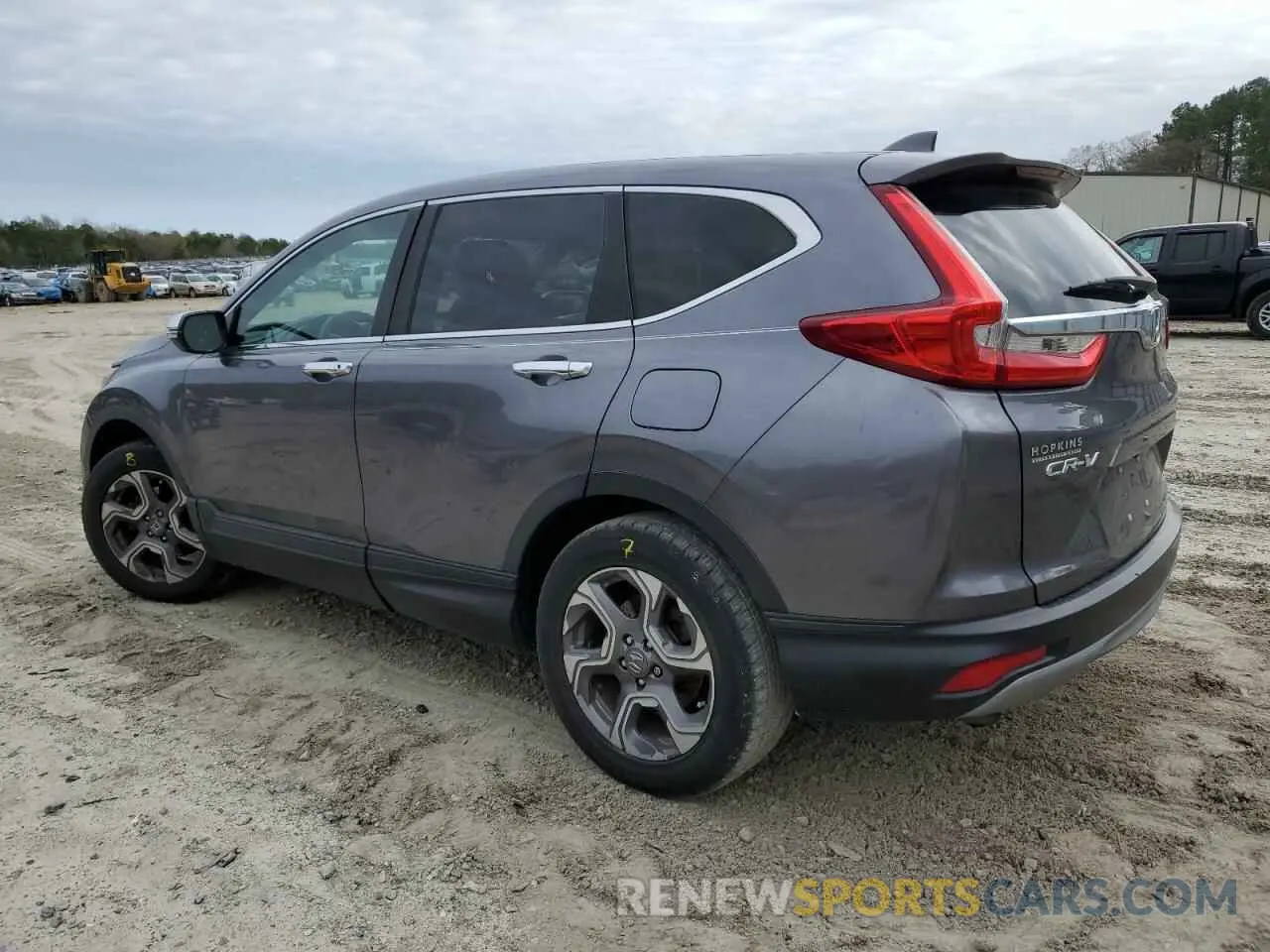 2 fotografías del automóvil dañado 7FARW2H53KE044861 HONDA CRV 2019
