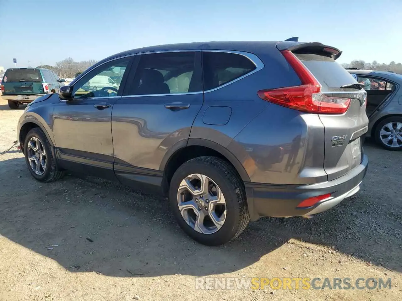 2 fotografías del automóvil dañado 7FARW2H53KE046562 HONDA CRV 2019