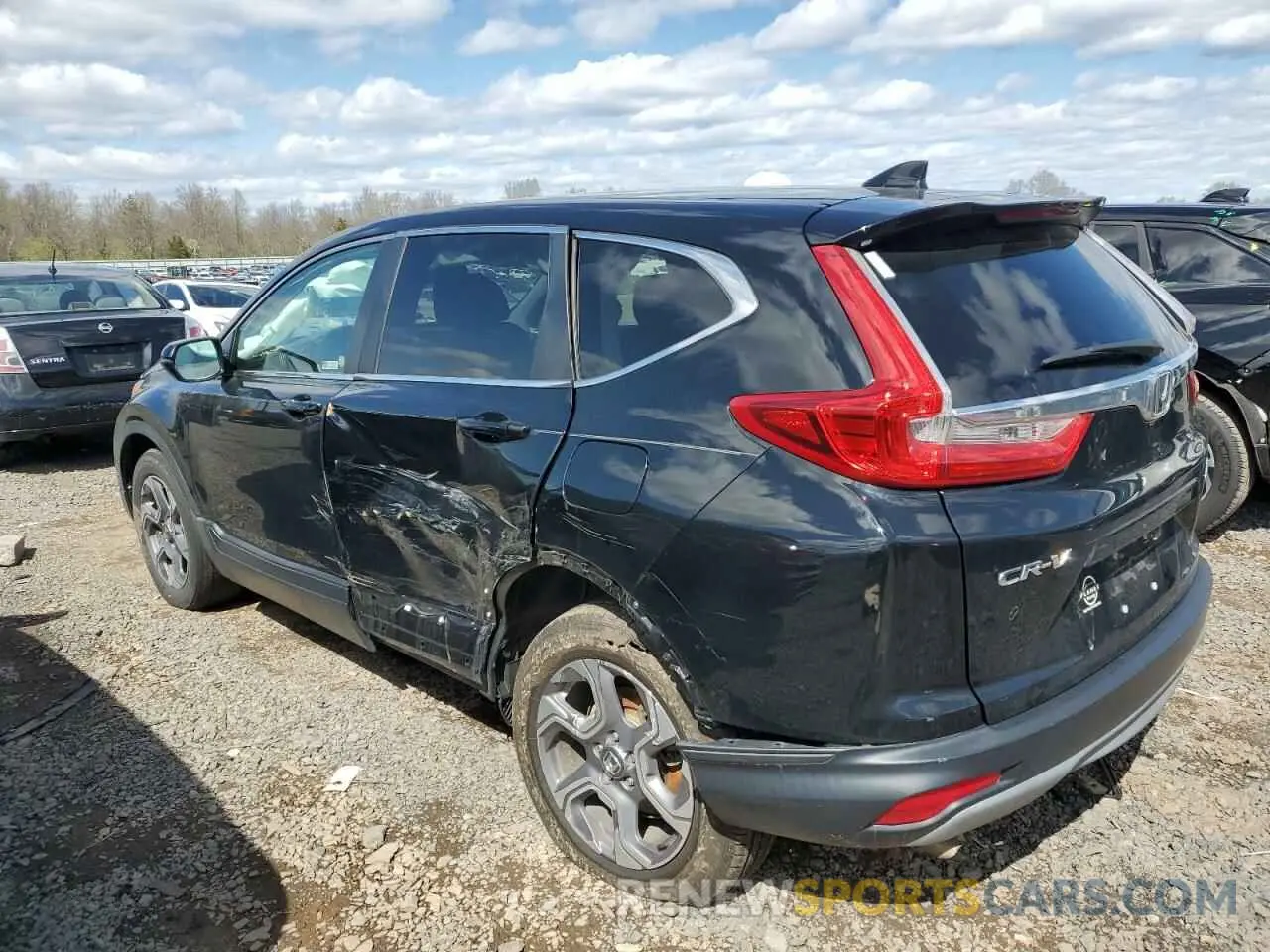 2 fotografías del automóvil dañado 7FARW2H53KE048764 HONDA CRV 2019