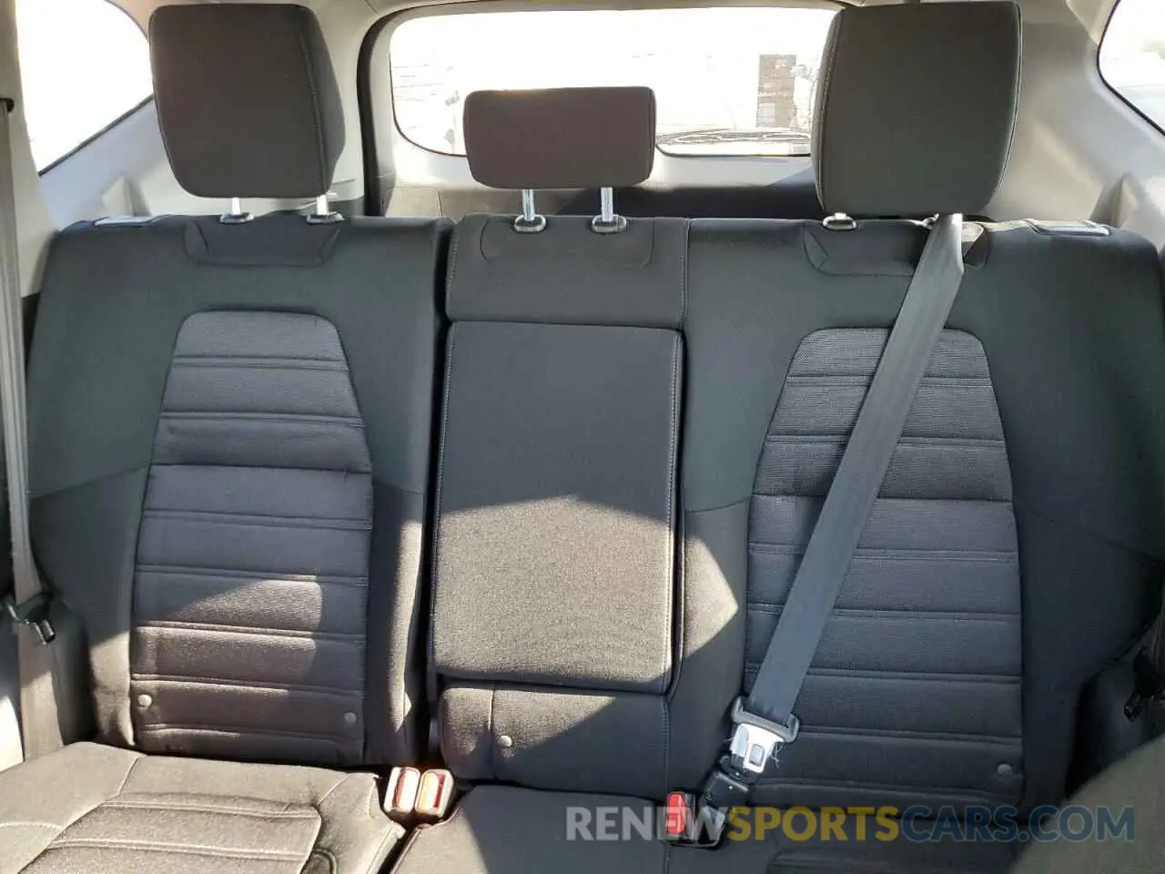 10 fotografías del automóvil dañado 7FARW2H56KE018500 HONDA CRV 2019