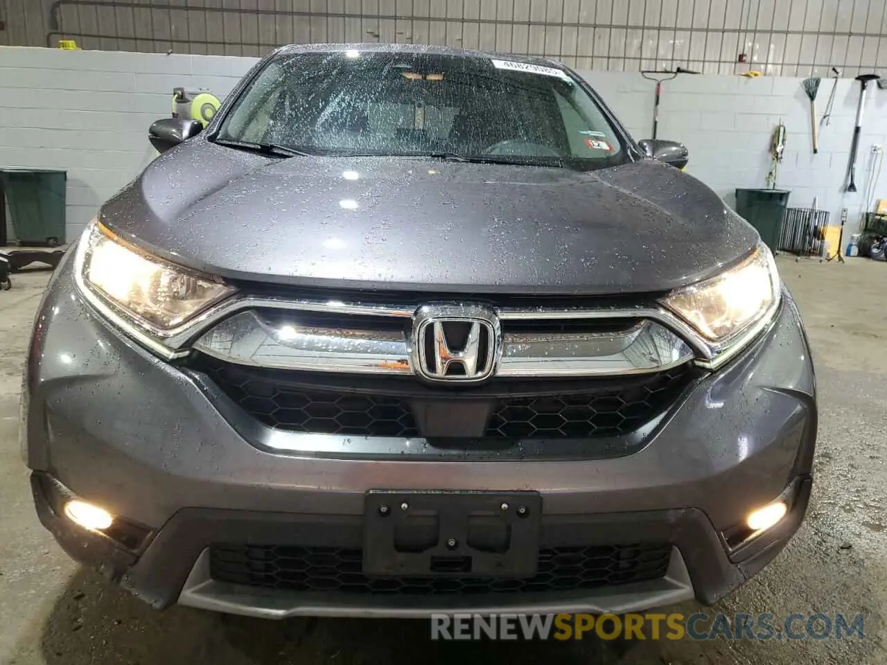 5 fotografías del automóvil dañado 7FARW2H58KE013377 HONDA CRV 2019