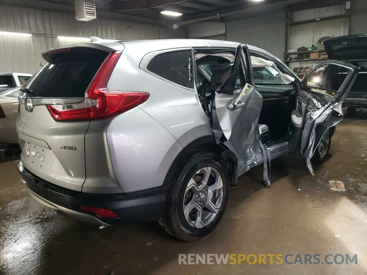 3 fotografías del automóvil dañado 7FARW2H81KE020360 HONDA CRV 2019