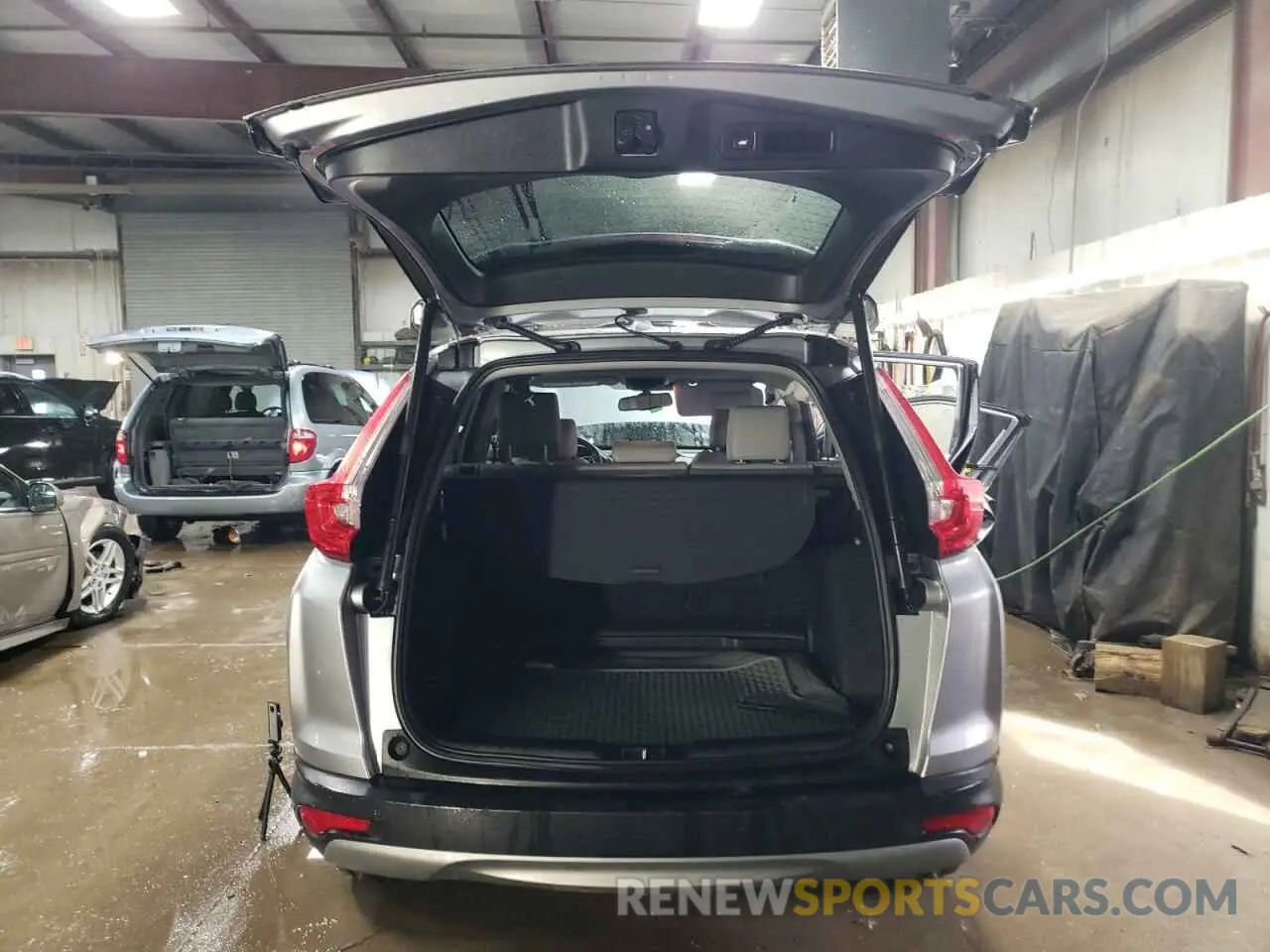 6 fotografías del automóvil dañado 7FARW2H81KE020360 HONDA CRV 2019