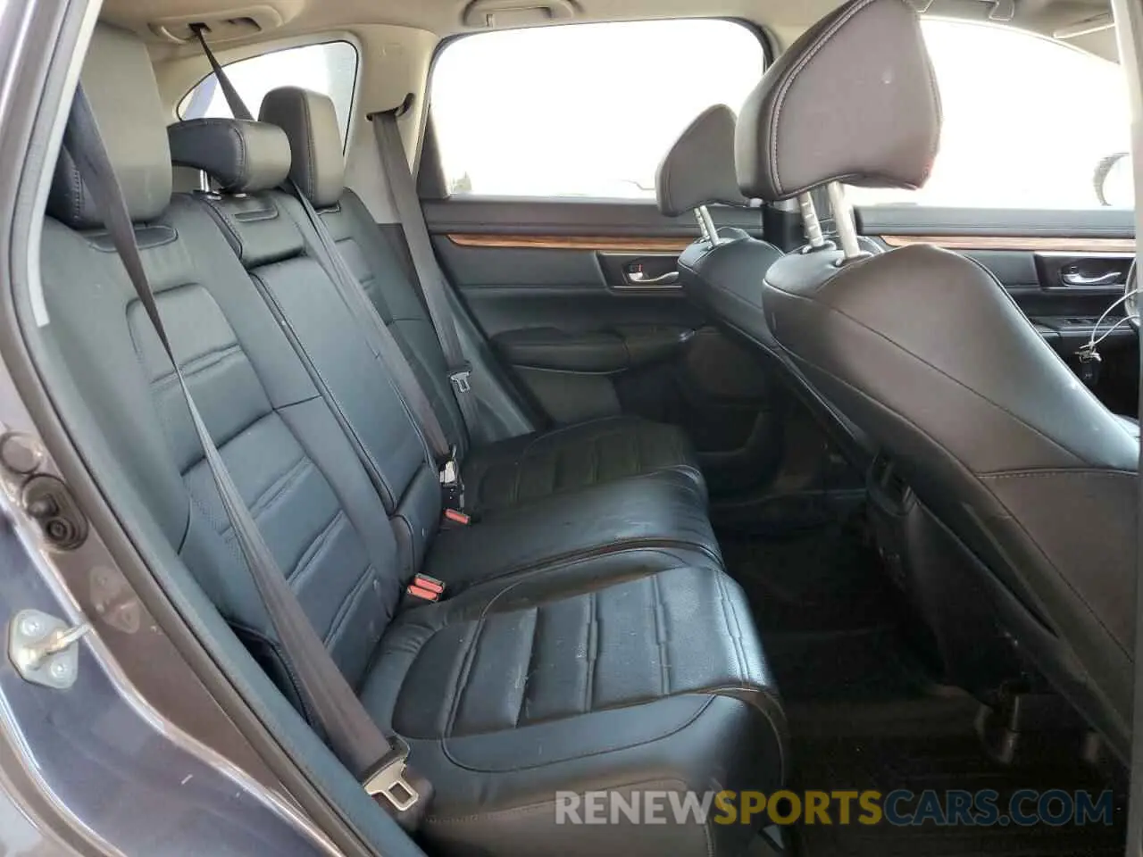 10 fotografías del automóvil dañado 7FARW2H81KE042990 HONDA CRV 2019