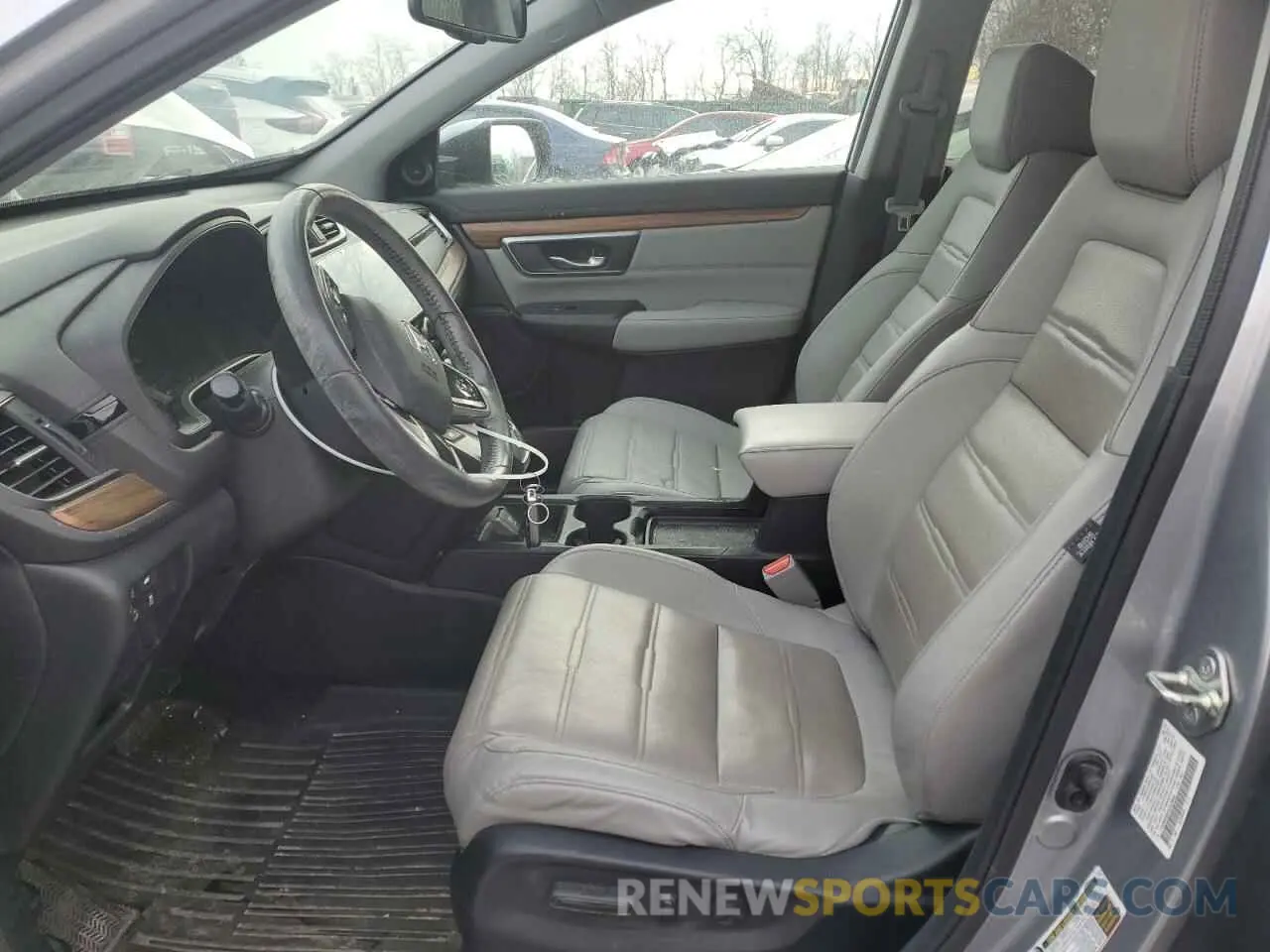 7 fotografías del automóvil dañado 7FARW2H83KE025849 HONDA CRV 2019
