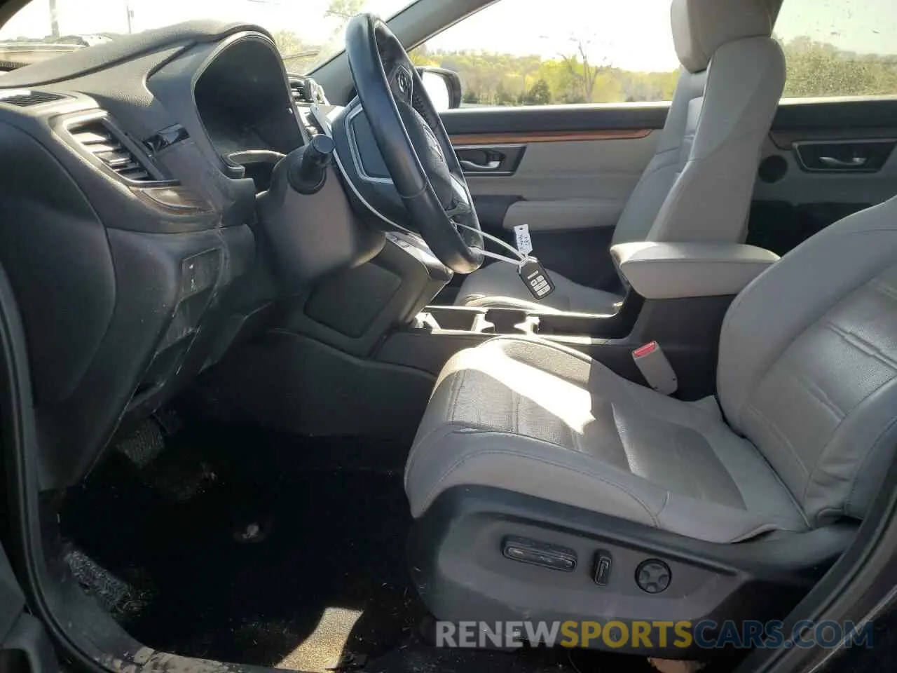 7 fotografías del automóvil dañado 7FARW2H83KE058978 HONDA CRV 2019