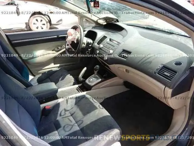 5 fotografías del automóvil dañado 7FARW2H84KE015685 HONDA CRV 2019