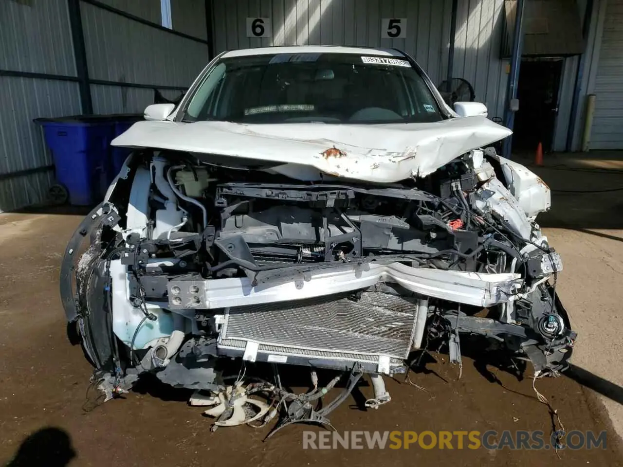 5 fotografías del automóvil dañado 7FARW2H86KE061891 HONDA CRV 2019