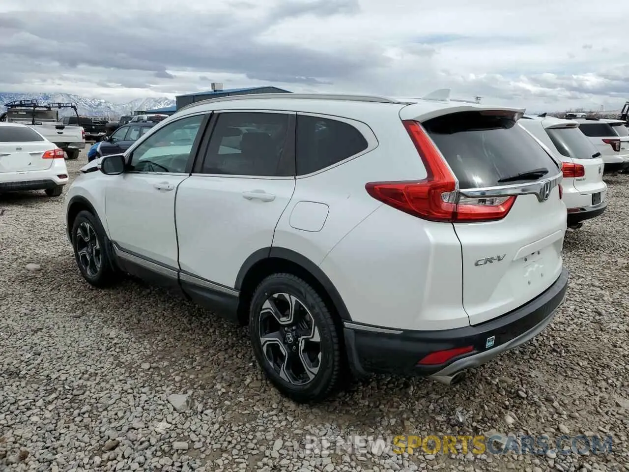 2 fotografías del automóvil dañado 7FARW2H95KE015140 HONDA CRV 2019