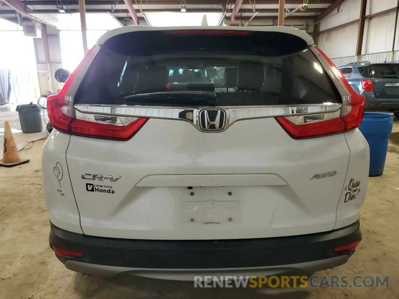 6 fotografías del automóvil dañado JHLRW2H58KX018891 HONDA CRV 2019