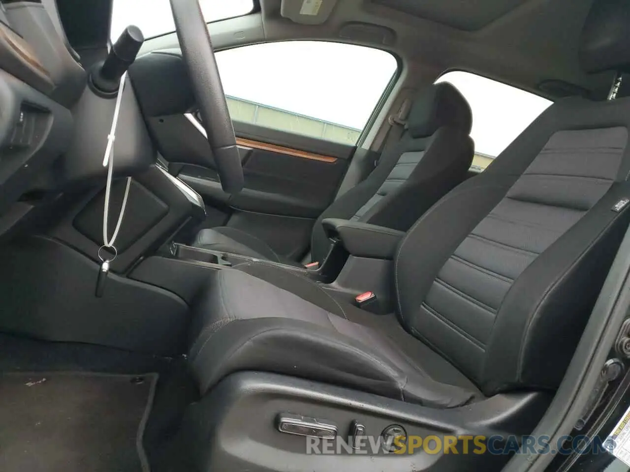 7 fotografías del automóvil dañado 2HKRW1H5XLH415023 HONDA CRV 2020