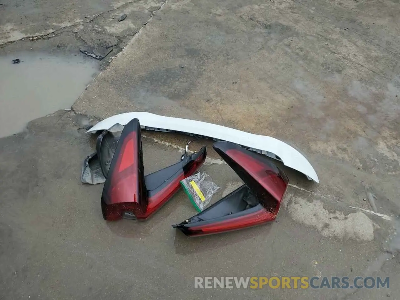 13 fotografías del automóvil dañado 2HKRW1H89LH426038 HONDA CRV 2020