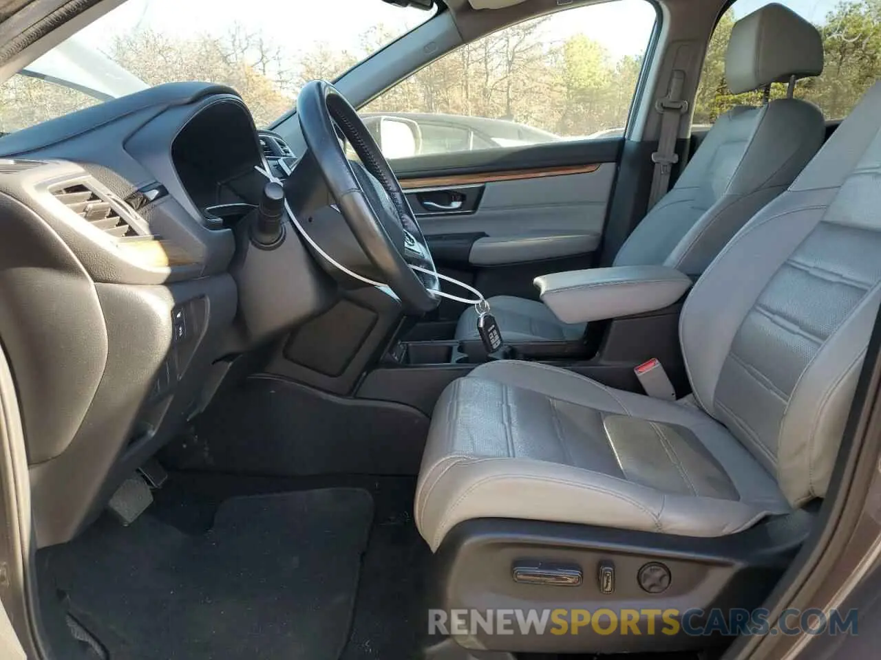 7 fotografías del automóvil dañado 2HKRW2H82LH700833 HONDA CRV 2020