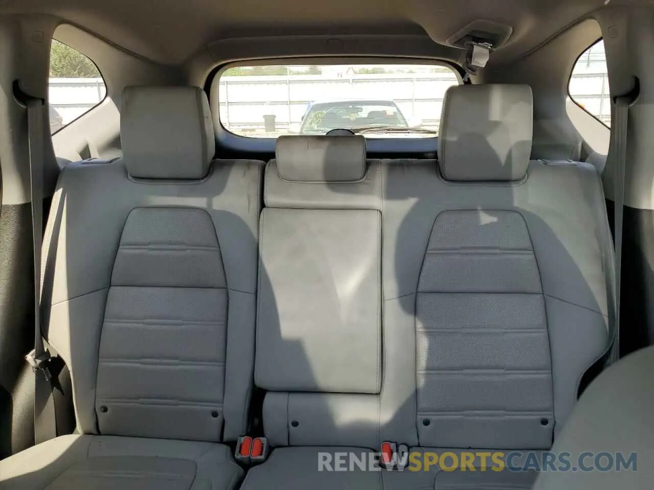 10 fotografías del automóvil dañado 2HKRW2H83LH615323 HONDA CRV 2020