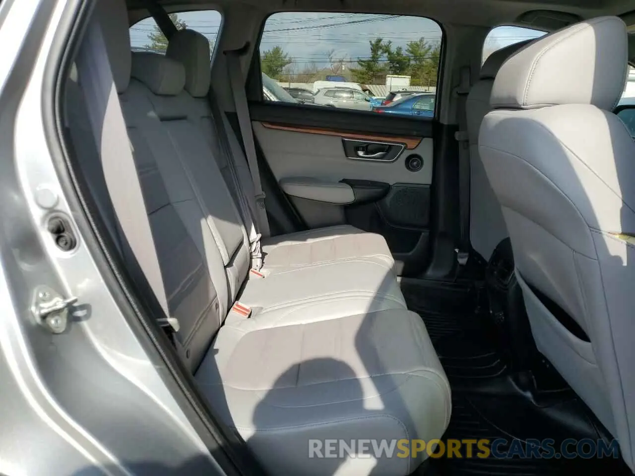 11 fotografías del automóvil dañado 2HKRW2H83LH685226 HONDA CRV 2020