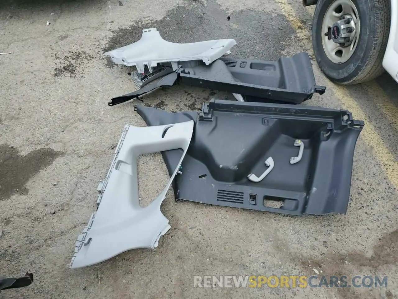 13 fotografías del automóvil dañado 2HKRW2H85LH675846 HONDA CRV 2020