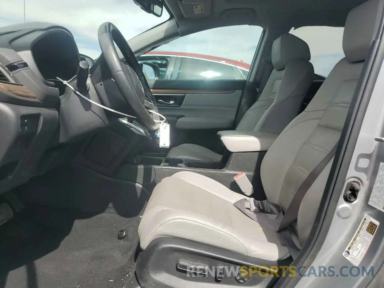 7 fotografías del automóvil dañado 2HKRW2H86LH687343 HONDA CRV 2020