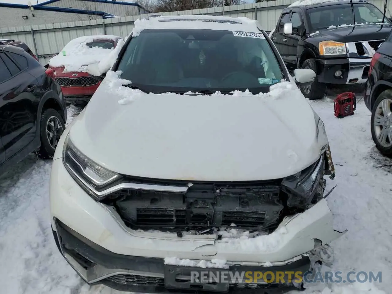 5 fotografías del automóvil dañado 2HKRW2H90LH674659 HONDA CRV 2020