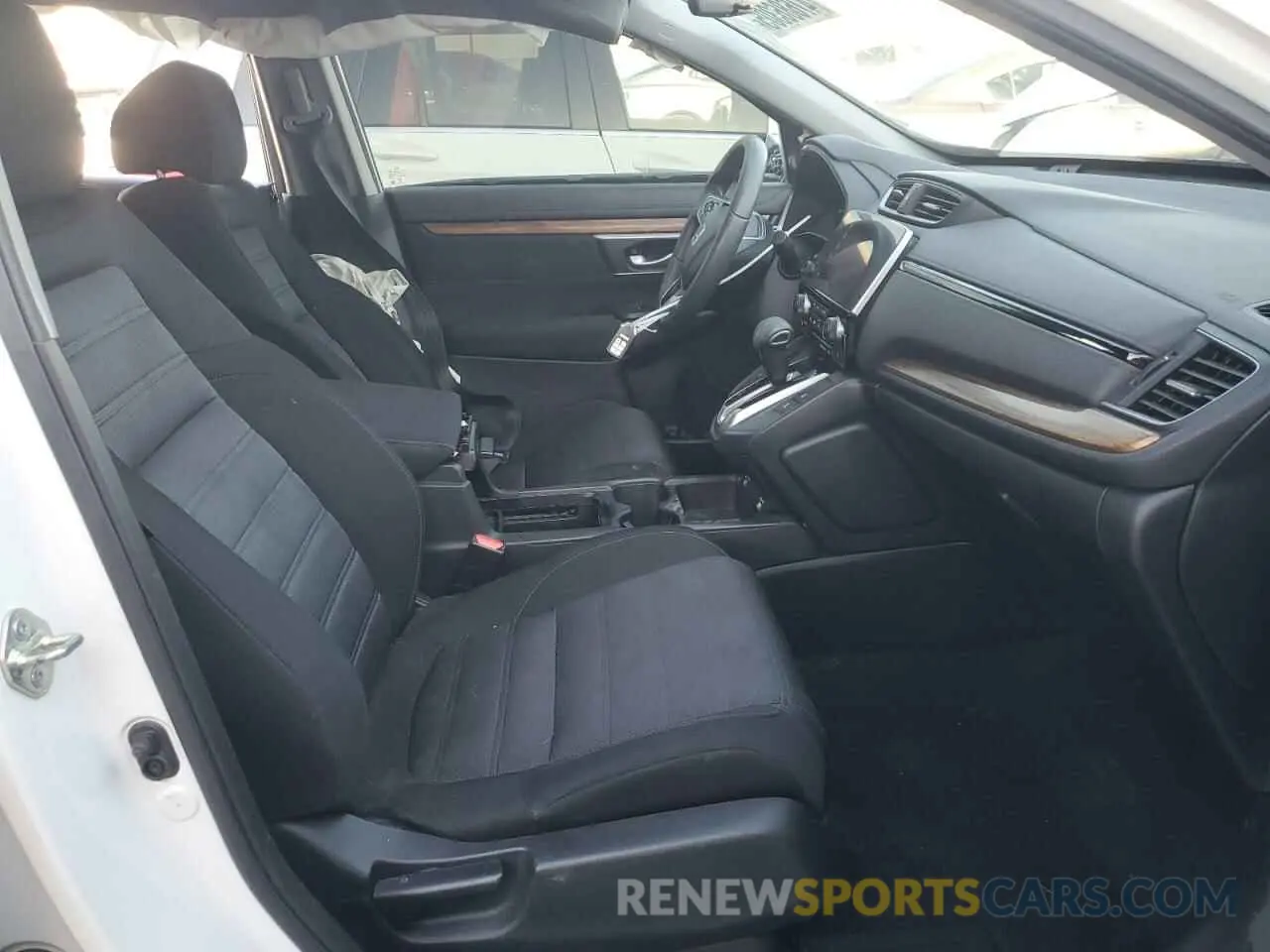 7 fotografías del automóvil dañado 5J6RW1H57LA016832 HONDA CRV 2020