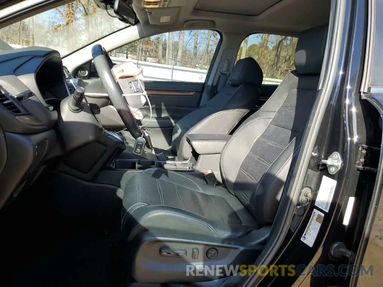 7 fotografías del automóvil dañado 5J6RW1H81LL003623 HONDA CRV 2020