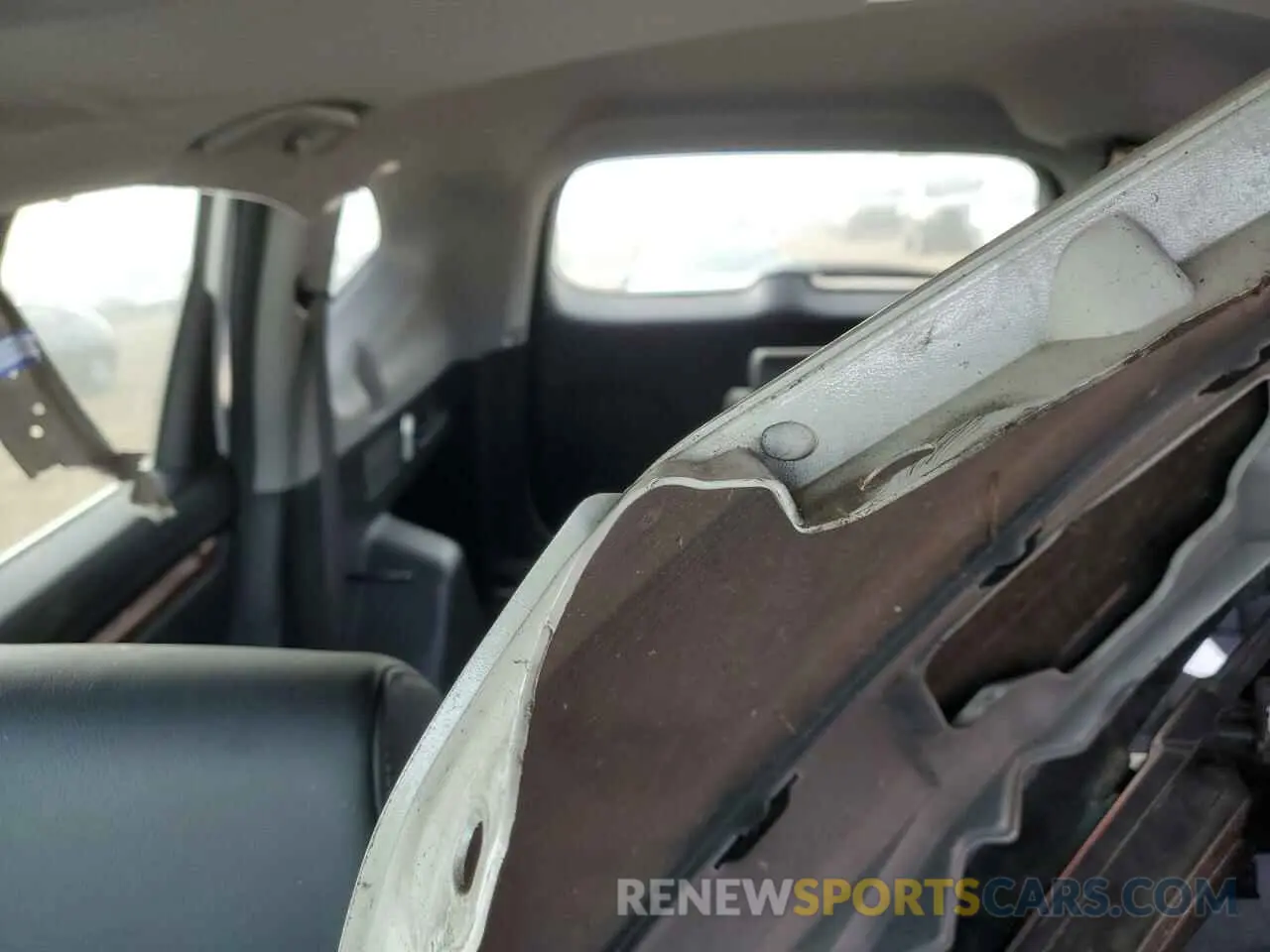 10 fotografías del automóvil dañado 5J6RW1H87LA017070 HONDA CRV 2020