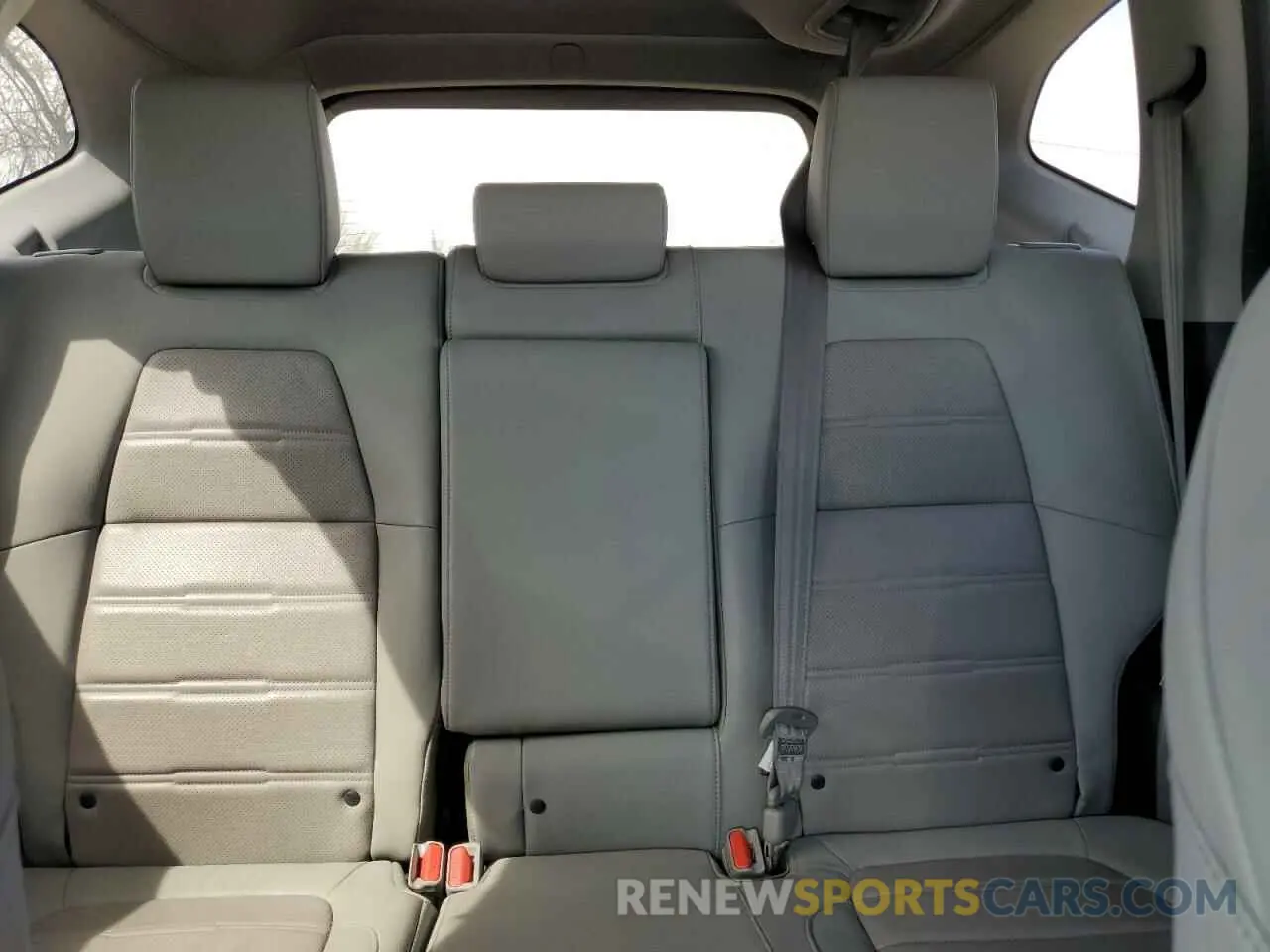 10 fotografías del automóvil dañado 5J6RW2H83LL008943 HONDA CRV 2020