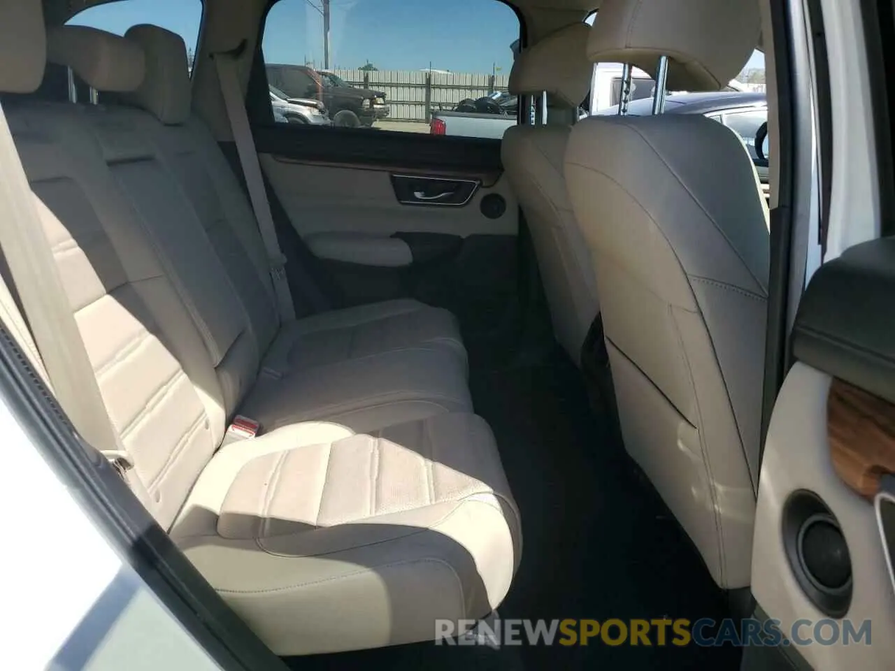 11 fotografías del automóvil dañado 7FART6H87LE022079 HONDA CRV 2020