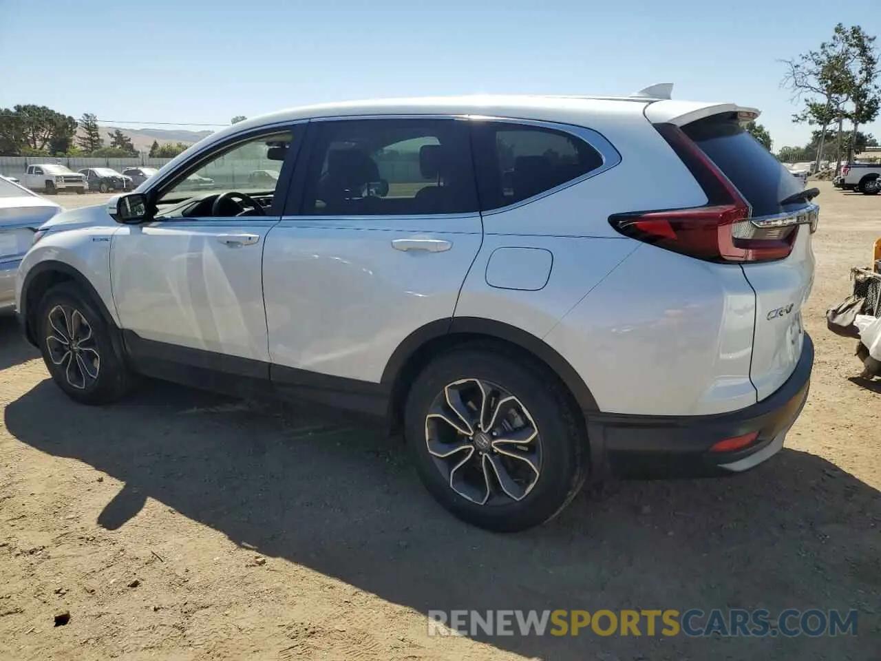 2 fotografías del automóvil dañado 7FART6H87LE022079 HONDA CRV 2020
