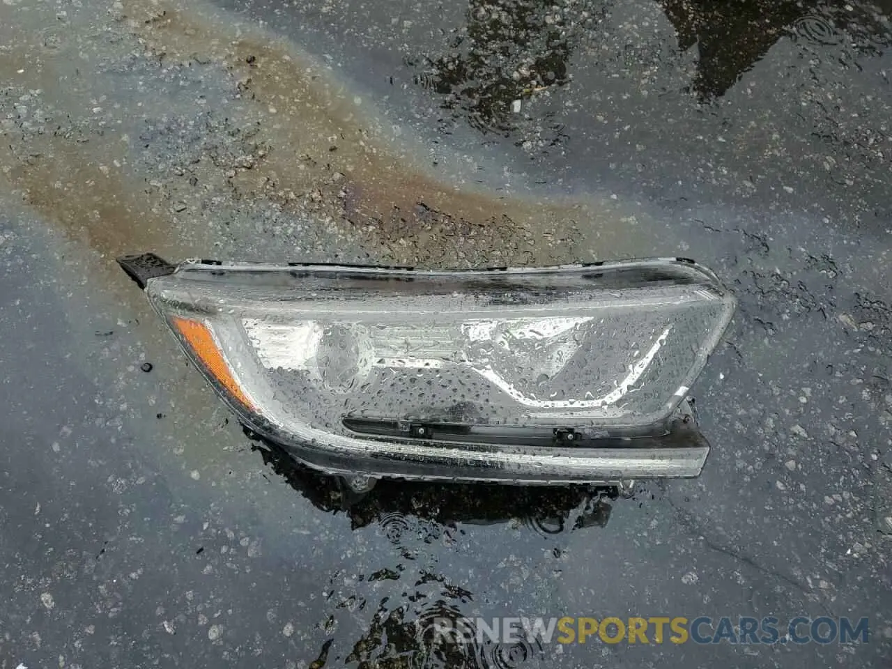 15 fotografías del automóvil dañado 7FARW1H51LE000529 HONDA CRV 2020