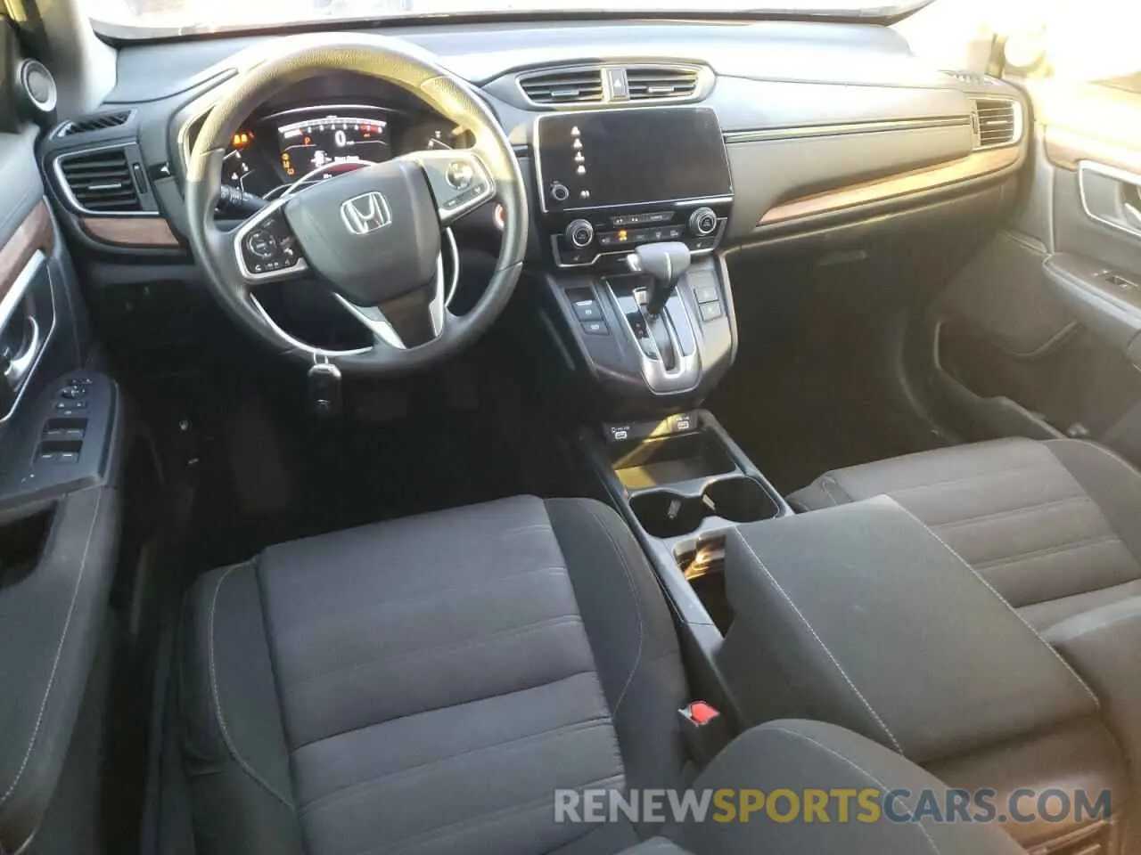 8 fotografías del automóvil dañado 7FARW1H54LE025649 HONDA CRV 2020