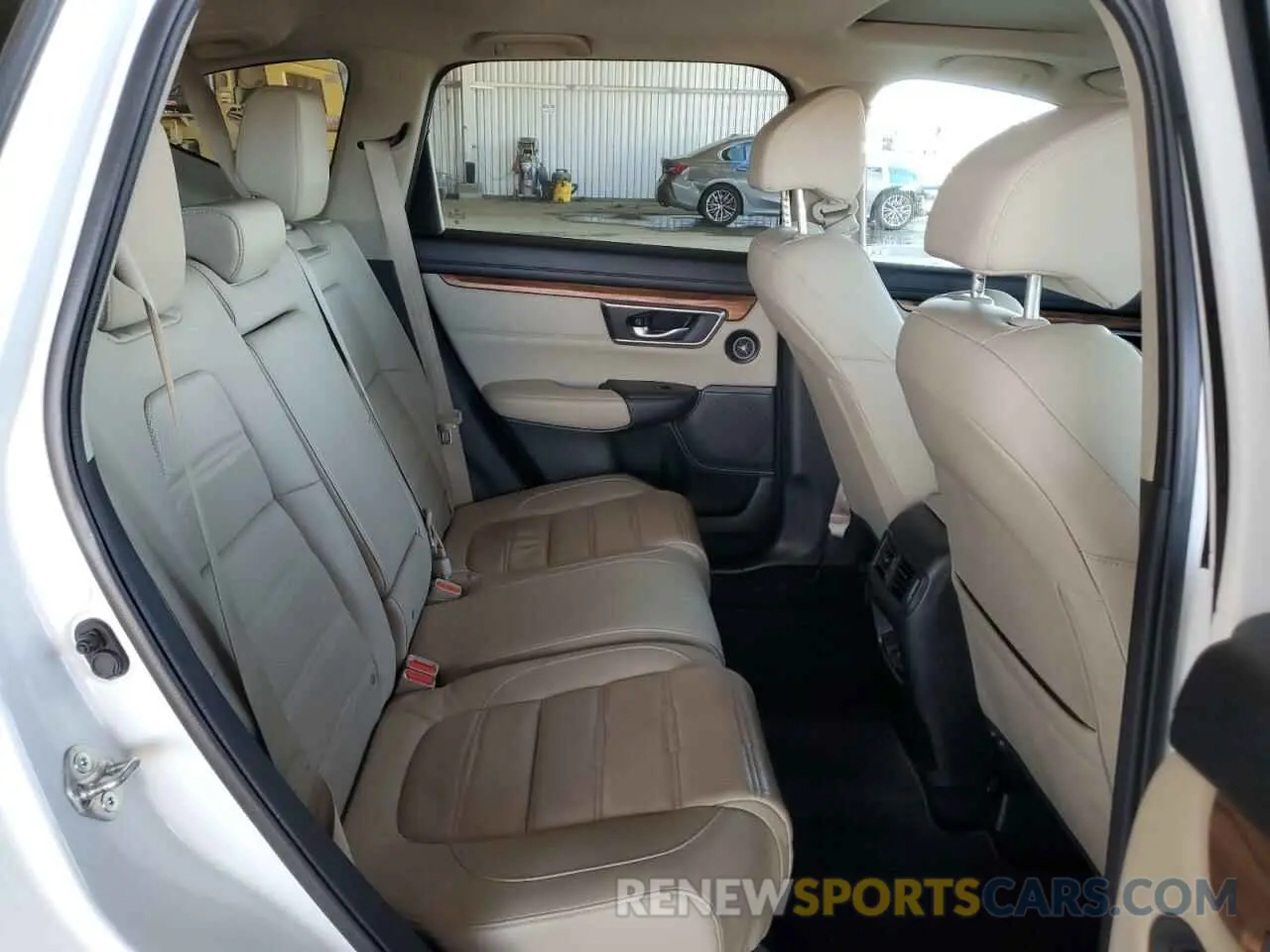 11 fotografías del automóvil dañado 7FARW1H84LE021546 HONDA CRV 2020