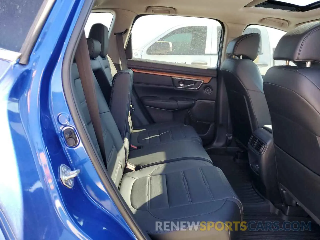 11 fotografías del automóvil dañado 7FARW1H87LE006703 HONDA CRV 2020