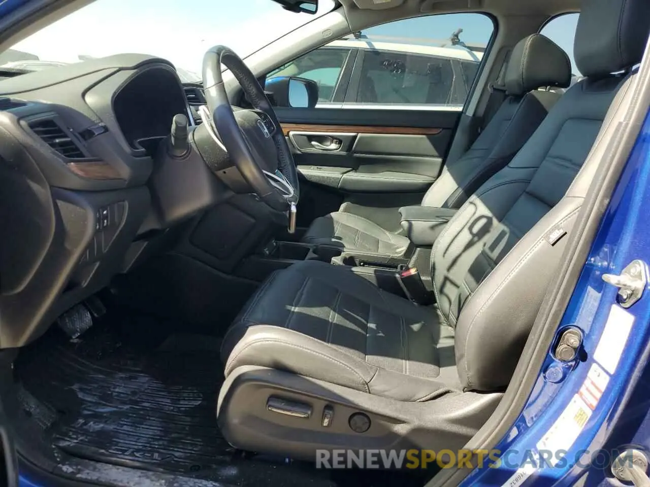 7 fotografías del automóvil dañado 7FARW1H87LE006703 HONDA CRV 2020