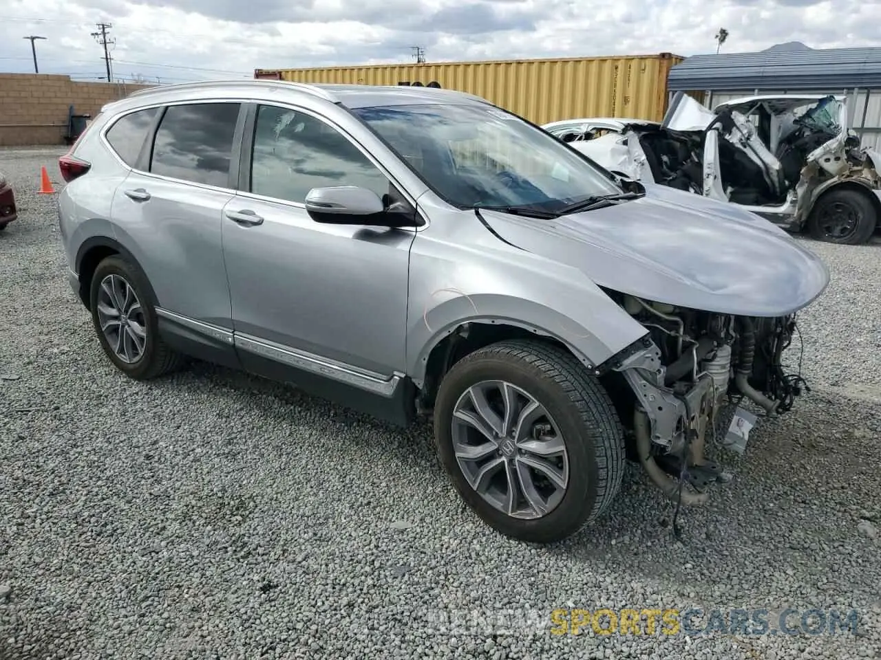 4 fotografías del automóvil dañado 7FARW1H90LE001447 HONDA CRV 2020